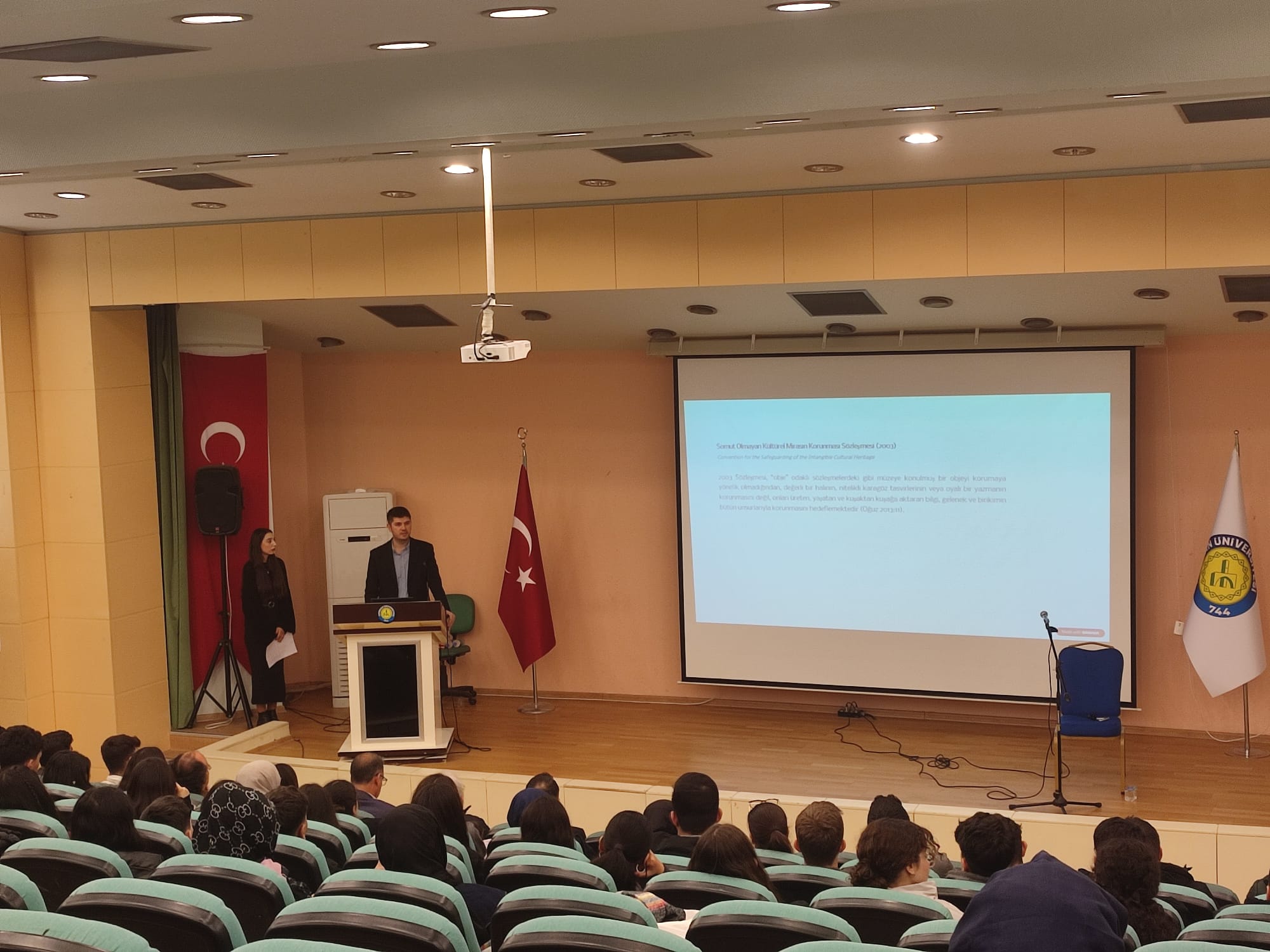 “Sazın Sözü: Âşıklık Geleneği ve Somut Olmayan Kültürel Miras / Akademik Söyleşi ve İcra” Etkinliği Gerçekleştirildi.