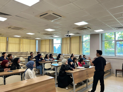 MALİYE BÖLÜMÜNDE ERASMUS+ BİLGİLENDİRME TOPLANTISI GERÇEKLEŞTİRİLDİ