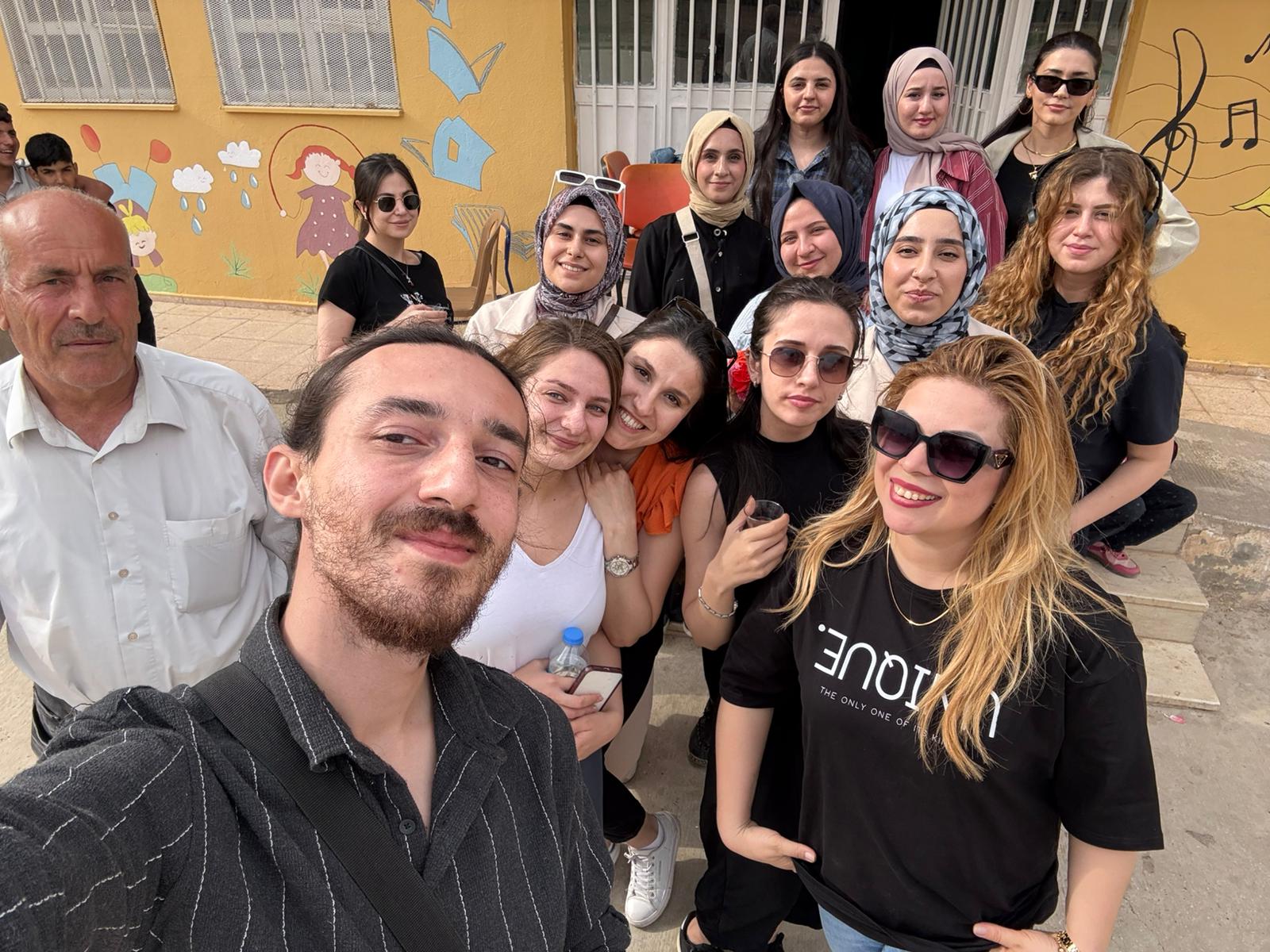 Harran Üniversitesi Resim-İş Öğretmenliği Öğrencilerinden Anlamlı Dokunuş