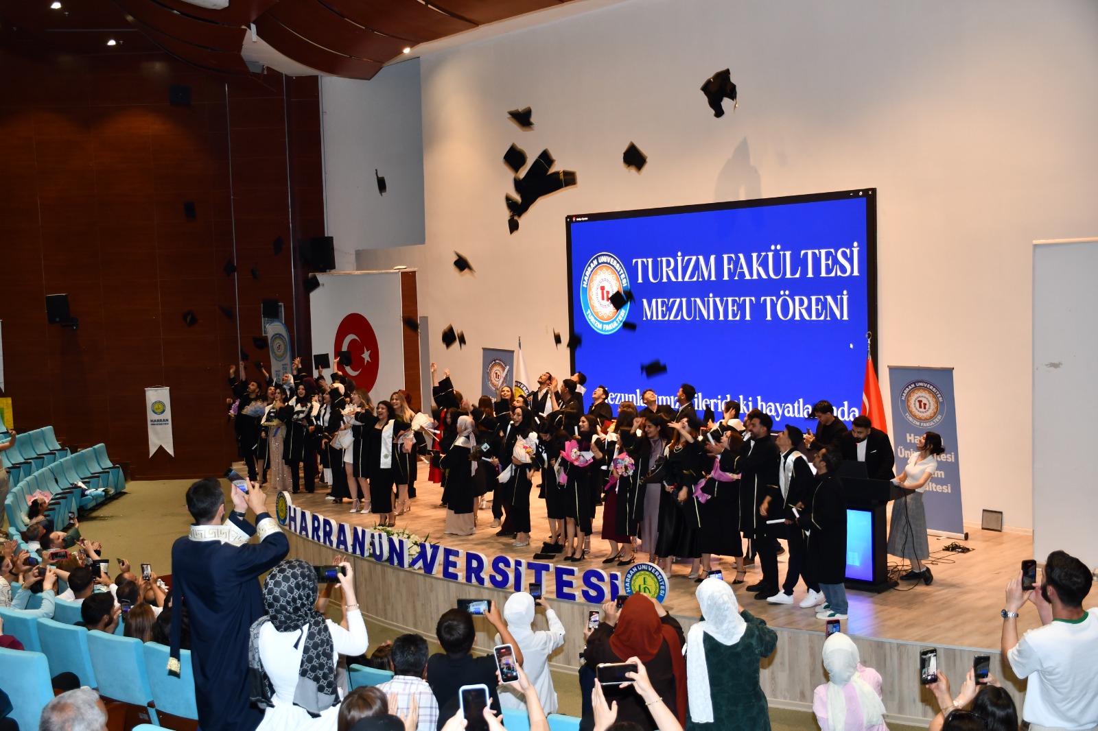 2025–2026 Mezuniyet Törenimiz Büyük Bir Coşku ve Gururla Gerçekleştirildi