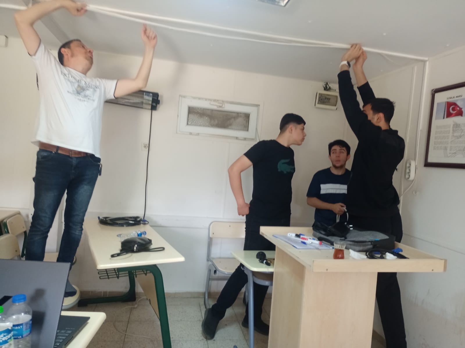 Bilgisayar Programcılığı Dersliklerinde Projeksiyon Onarımı