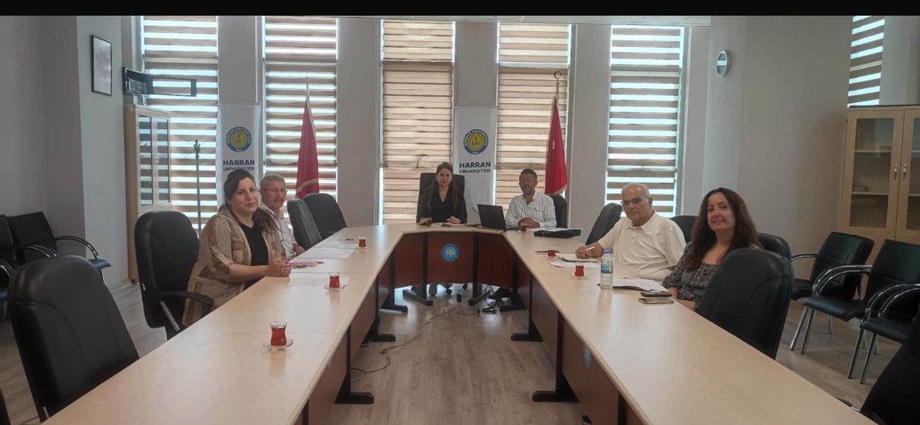 FAKÜLTEMİZDE AKREDİTASYON SÜRECİNE YÖNELİK BÖLÜM BAŞKANLARI BİLGİLENDİRME TOPLANTISI GERÇEKLEŞTİRİLDİ