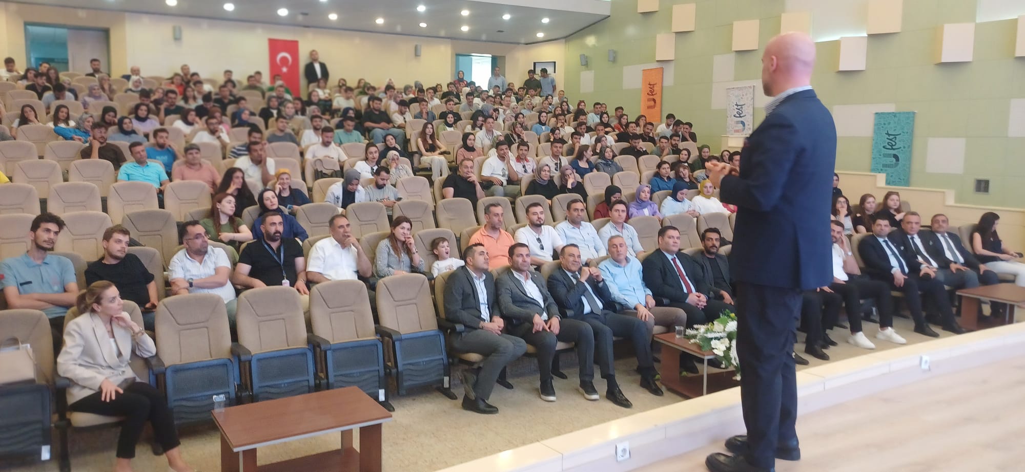 Üniversitemizde Türkiye’nin En Kapsamlı Ulaşım Festivali Kapsamında Kariyer Söyleşisi Gerçekleştirildi.