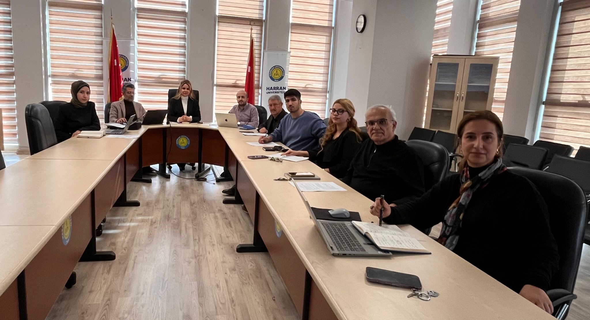 AKREDİTASYON BAŞVURUSU KAPSAMINDA ÖZ DEĞERLENDİRME RAPORUNUN 2. ÖLÇÜTÜNÜN İNCELENMESİNE YÖNELİK TOPLANTI YAPILDI