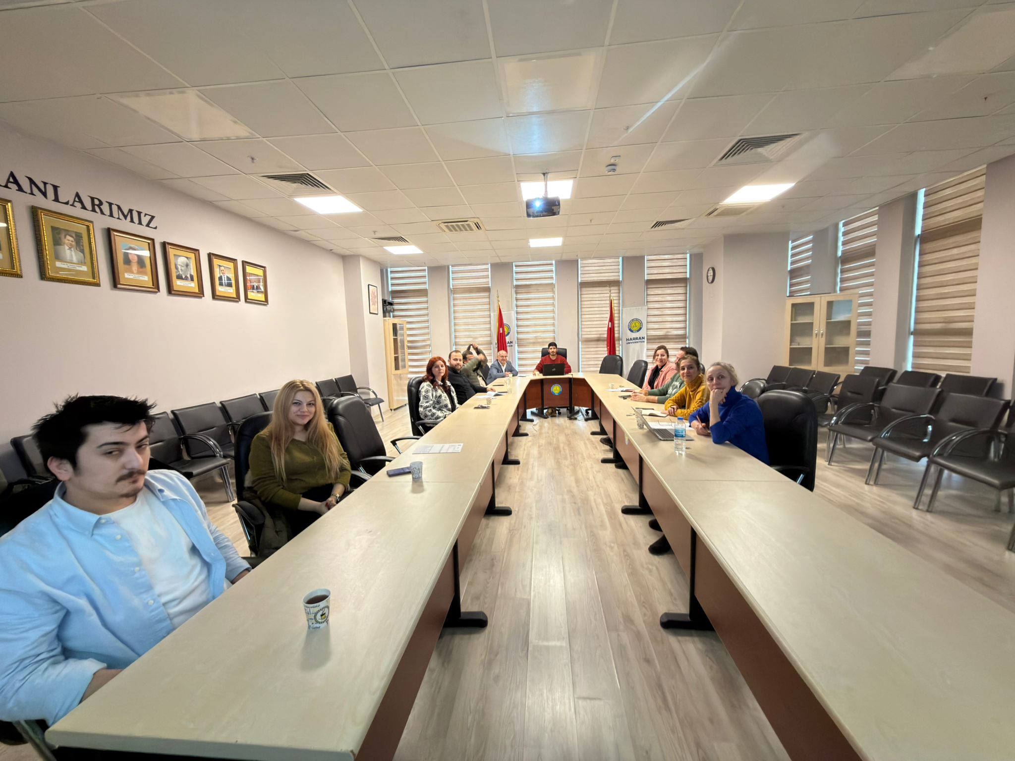 FAKÜLTEMİZ KALİTE KOMİSYONU 2025 YILI BİRİM İÇ DEĞERLENDİRME RAPORU HAZIRLIK ÇALIŞMALARI KAPSAMINDA TOPLANDI