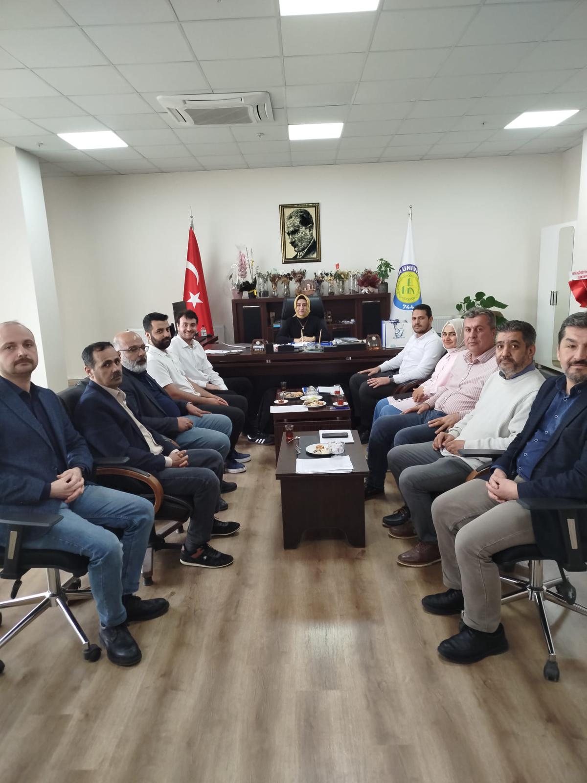 Dicle Dağıtım A.Ş. ile Meslek Yüksekokulumuzda Bir Araya Gelindi