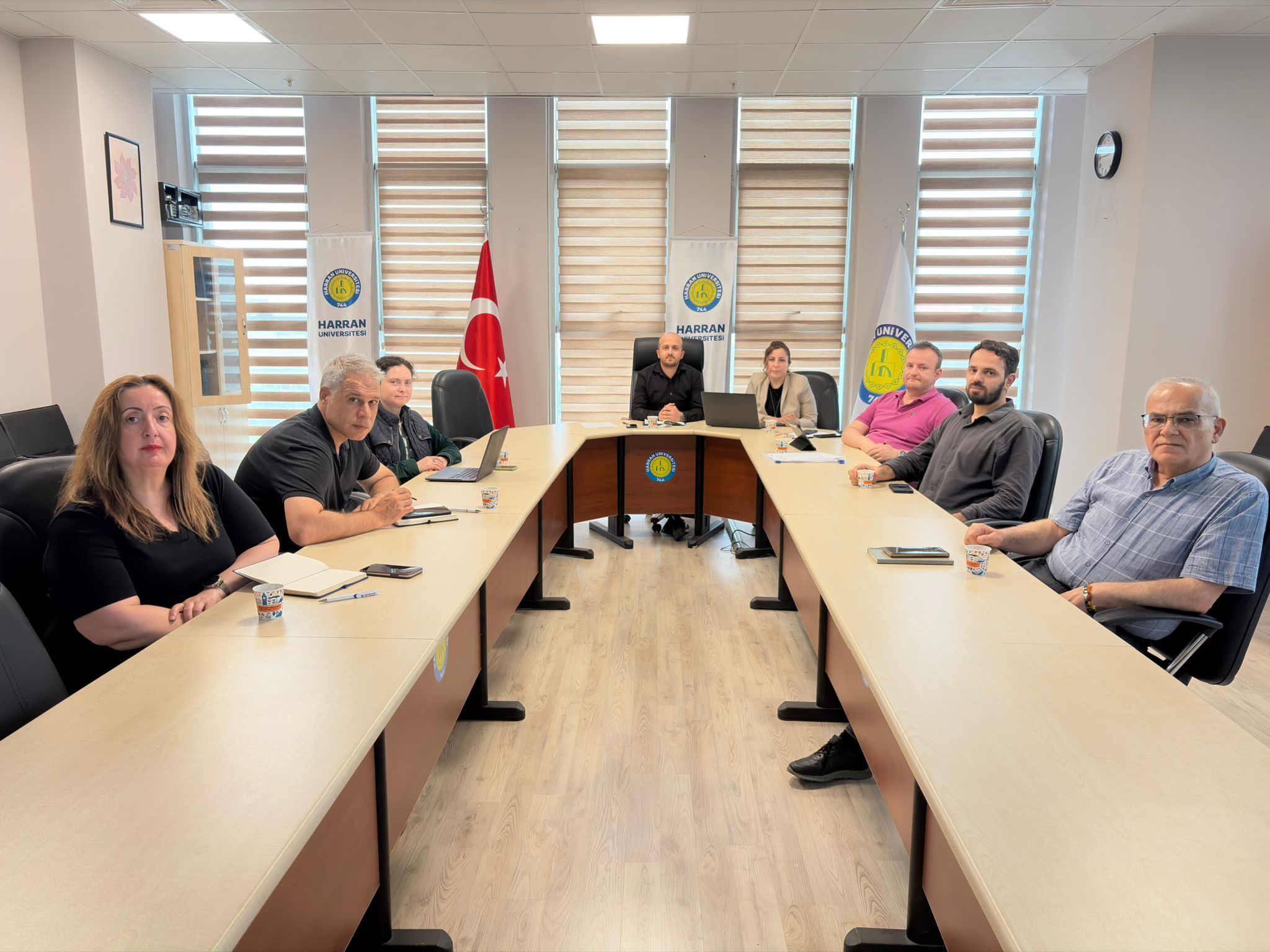 2025-2026 BAHAR DÖNEMİ DERS DEĞERLENDİRME ANKETLERİ RAPORLAMA SÜRECİNE YÖNELİK İSTİŞARE TOPLANTISI GERÇEKLEŞTİRİLDİ