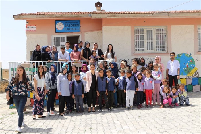 19 Nisan 2018 - “Yılın Öğretmeni Aysel ÖSÜZ’e Ziyaret”