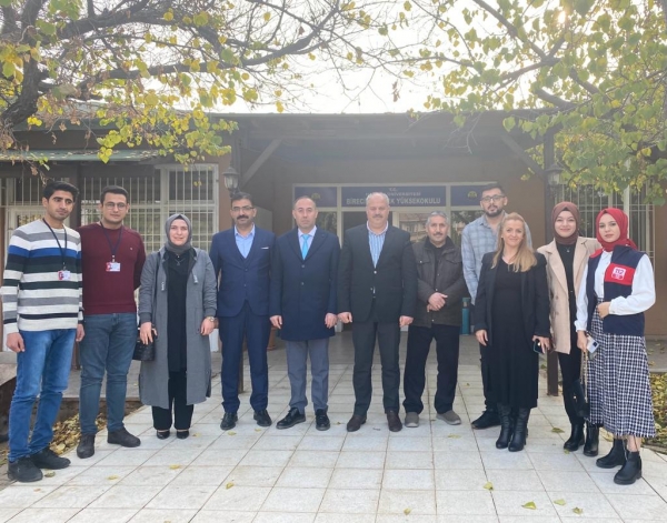 Yüksekokulumuzda, Çağrı Merkezi Hizmetleri Programı Öğretim üyeleri tarafından ''Kariyer Günleri'' düzenlendi