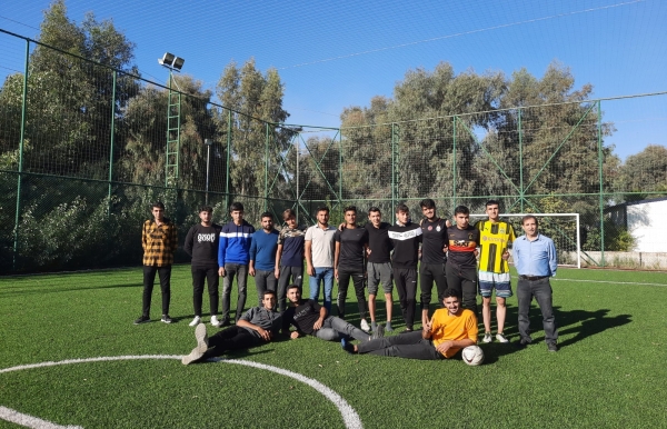 Yüksekokulumuz Muhasebe ve Vergi Uygulamaları İle Çağrı Merkezi Hizmetleri Programı Öğrencileri Arasında Futbol Etkinliği