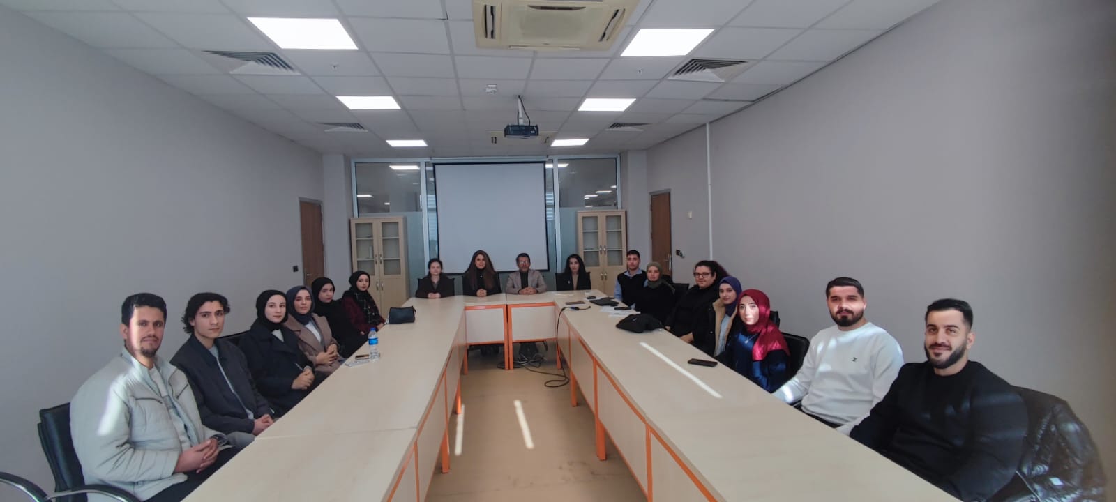 EKONOMİ KULÜBÜ YÖNETİM KURULU TOPLANTISI GERÇEKLEŞTİRİLDİ