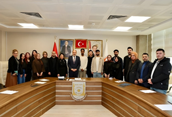Harran Üniversitesi Mimarlık Bölümü Peyzaj Mimarlığı ve Çevresel Tasarım Dersi Kapsamında Hazırlanan Uygulamaya Dönük Projeler Yerel Yönetimle Paylaşıldı