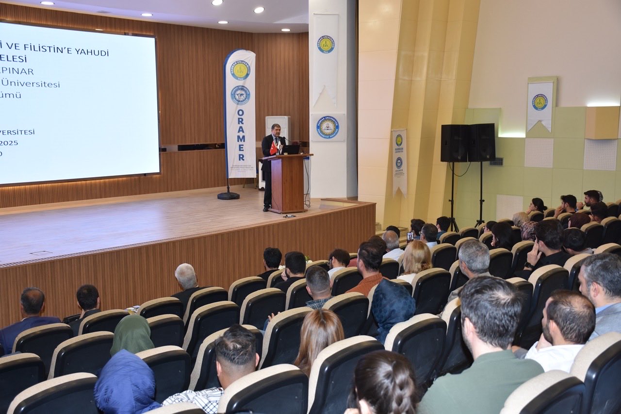 İNGİLİZ HRİSTİYAN SİYONİZMİ VE FİLİSTİN'E YAHUDİ GÖÇÜ MESELESİ KONULU SÖYLEŞİ BÜYÜK İLGİ GÖRDÜ