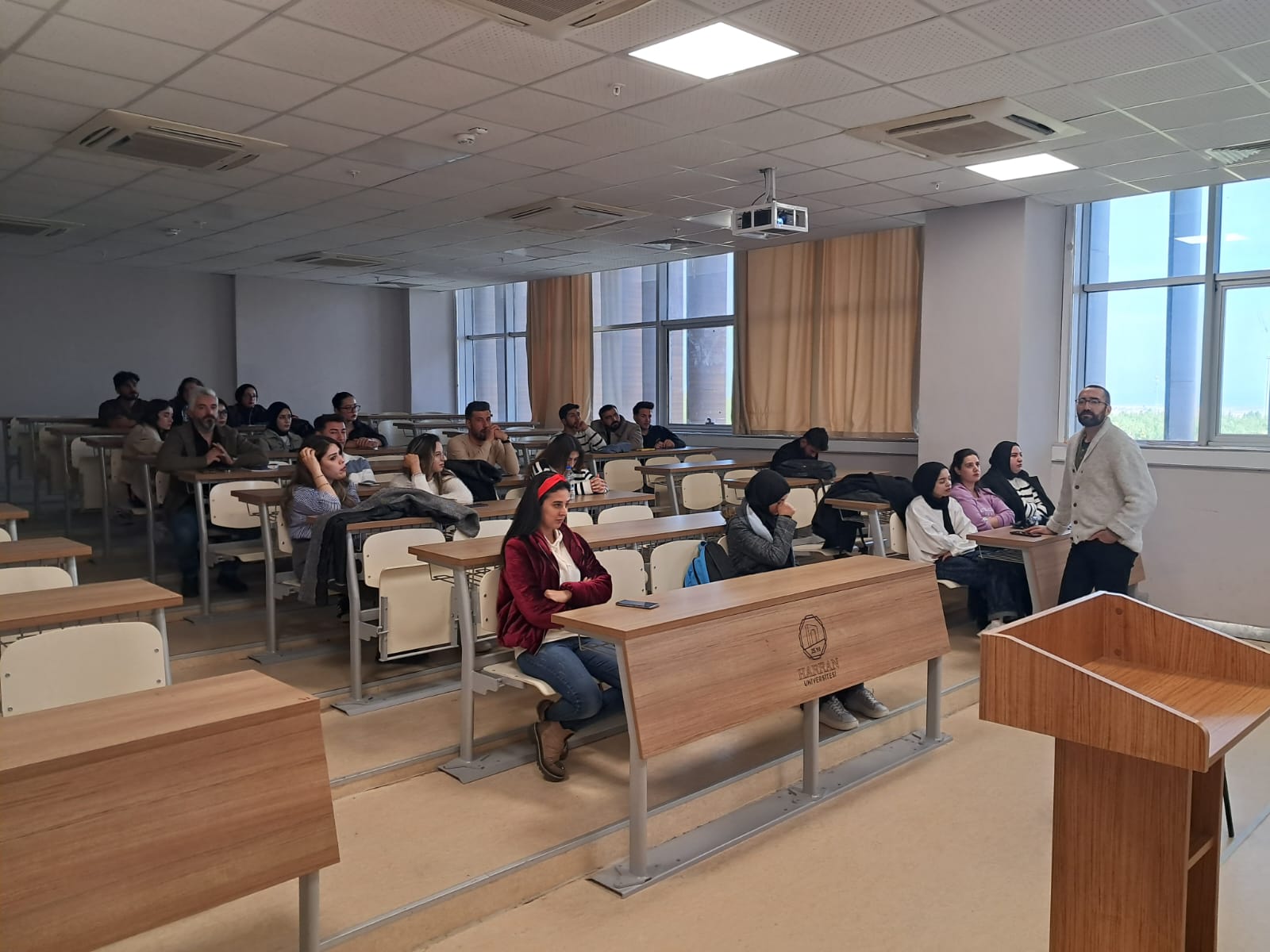 FAKÜLTEMİZDE ERASMUS+ PROGRAMI HAKKINDA GENEL BİLGİLENDİRME TOPLANTILARI DÜZENLENDİ