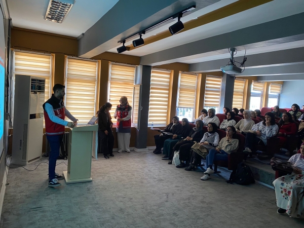 ÖĞRENCİLERİMİZE EVLİLİK ÖNCESİ EŞ SEÇİMİ SEMİNERİ