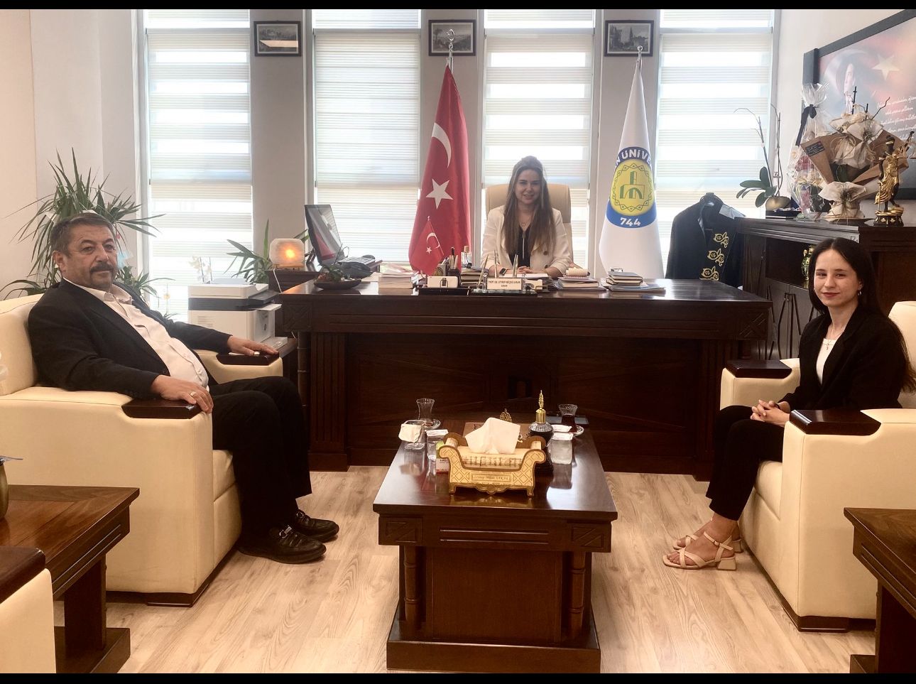 GÜNEYDOĞU TV'DEN DEKANLIĞIMIZA ZİYARET