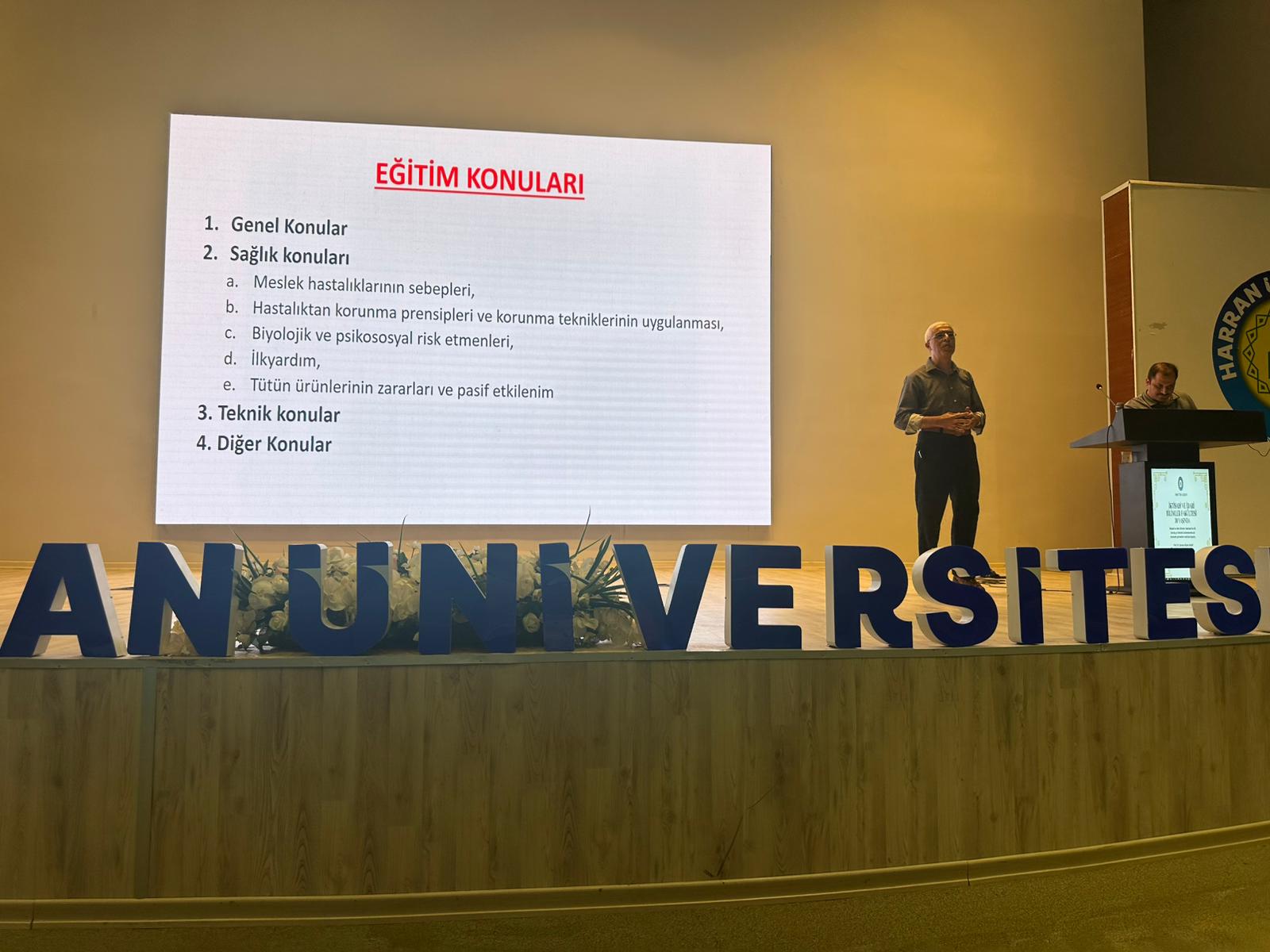 FAKÜLTEMİZ PERSONELİNE YÖNELİK TEMEL İŞ SAĞLIĞI VE GÜVENLİĞİ EĞİTİMİ VE SAĞLIK TARAMASI GERÇEKLEŞTİRİLDİ