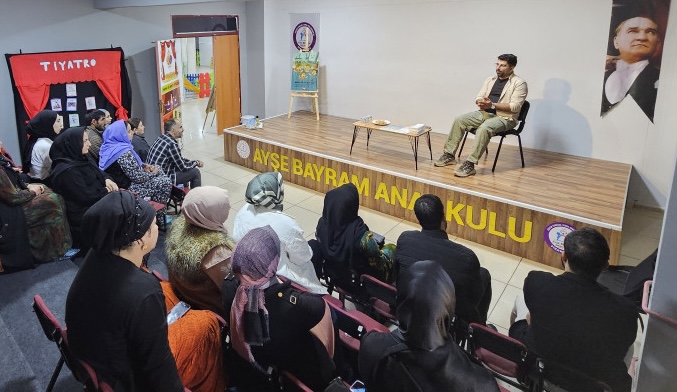 Bilinçli Teknoloji Kullanımı Semineri Gerçekleştirildi