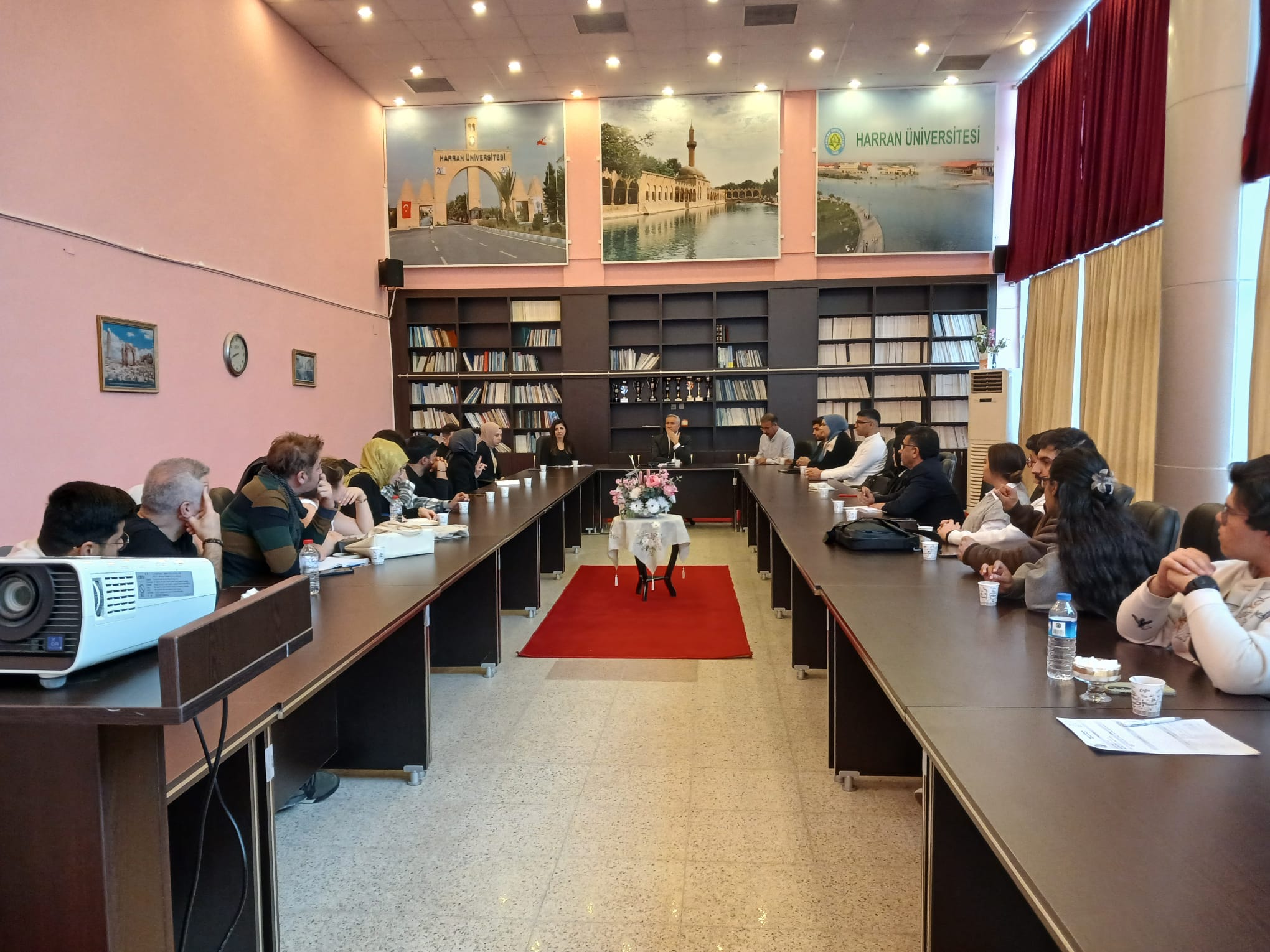 Fakültemizde Eğitim Gören Öğrenciler ile Toplantı Yapıldı.