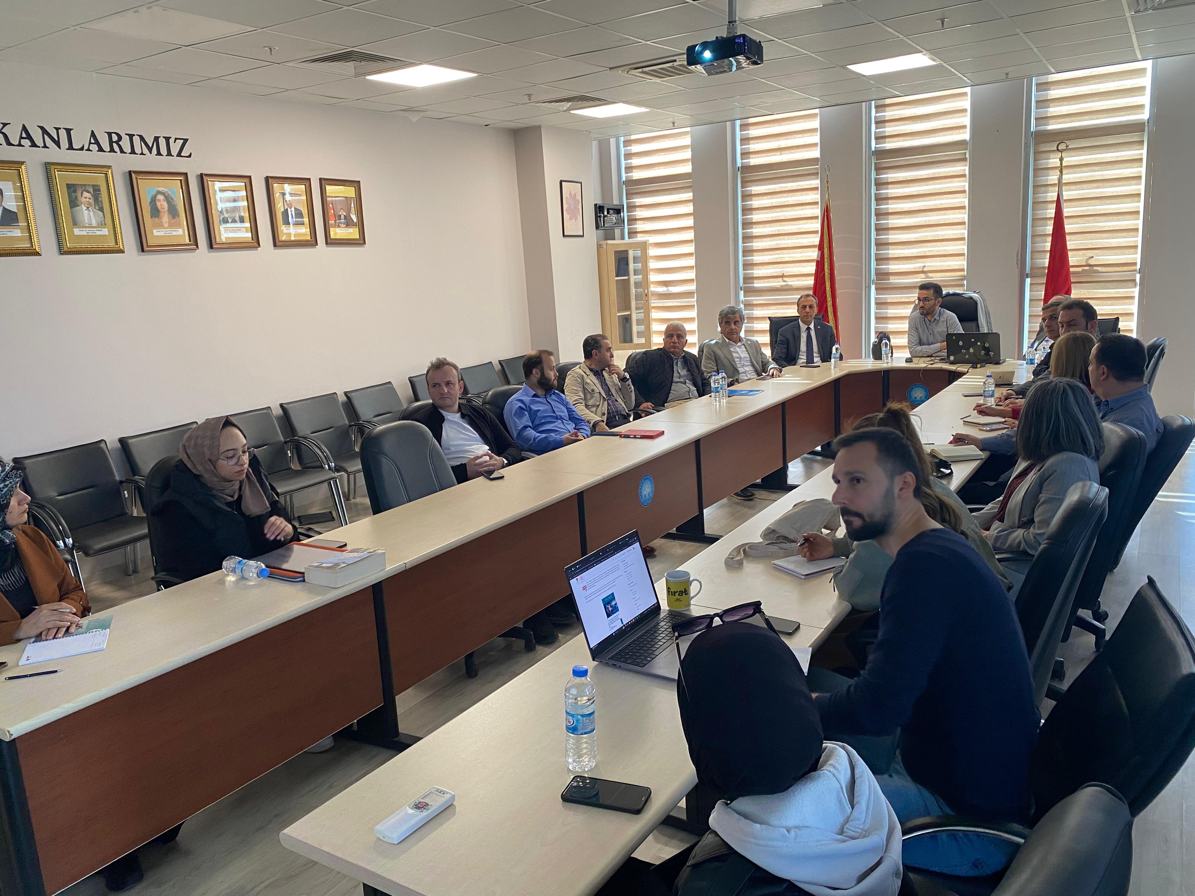 TÜBİTAK 2209A/B Üniversite Öğrencileri Araştırma Projeleri Bilgilendirme Toplantısı Yapıldı