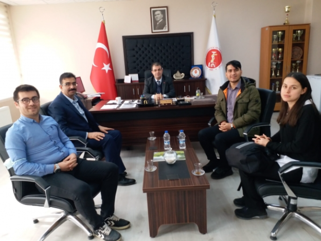 Yeni Açılan Laborant ve Veteriner Sağlık Programımız ile İlgili Veteriner Fakültesi Dekanı Prof.Dr. Nihat DENEK'i Ziyaret
